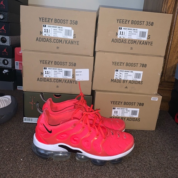 Nike Vapormax Plus - Picture 2 of 6